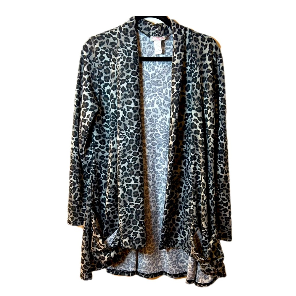 Pretty Young Thing open cardigan leopard print size 1X pockets sweater jacket